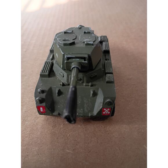 Corgi Toys Saladin 6 Wheeled Military Armored Car Tank Vehicle - Picture 4 of 6